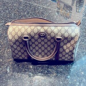 Vintage Gucci Boston bag! Please read details.